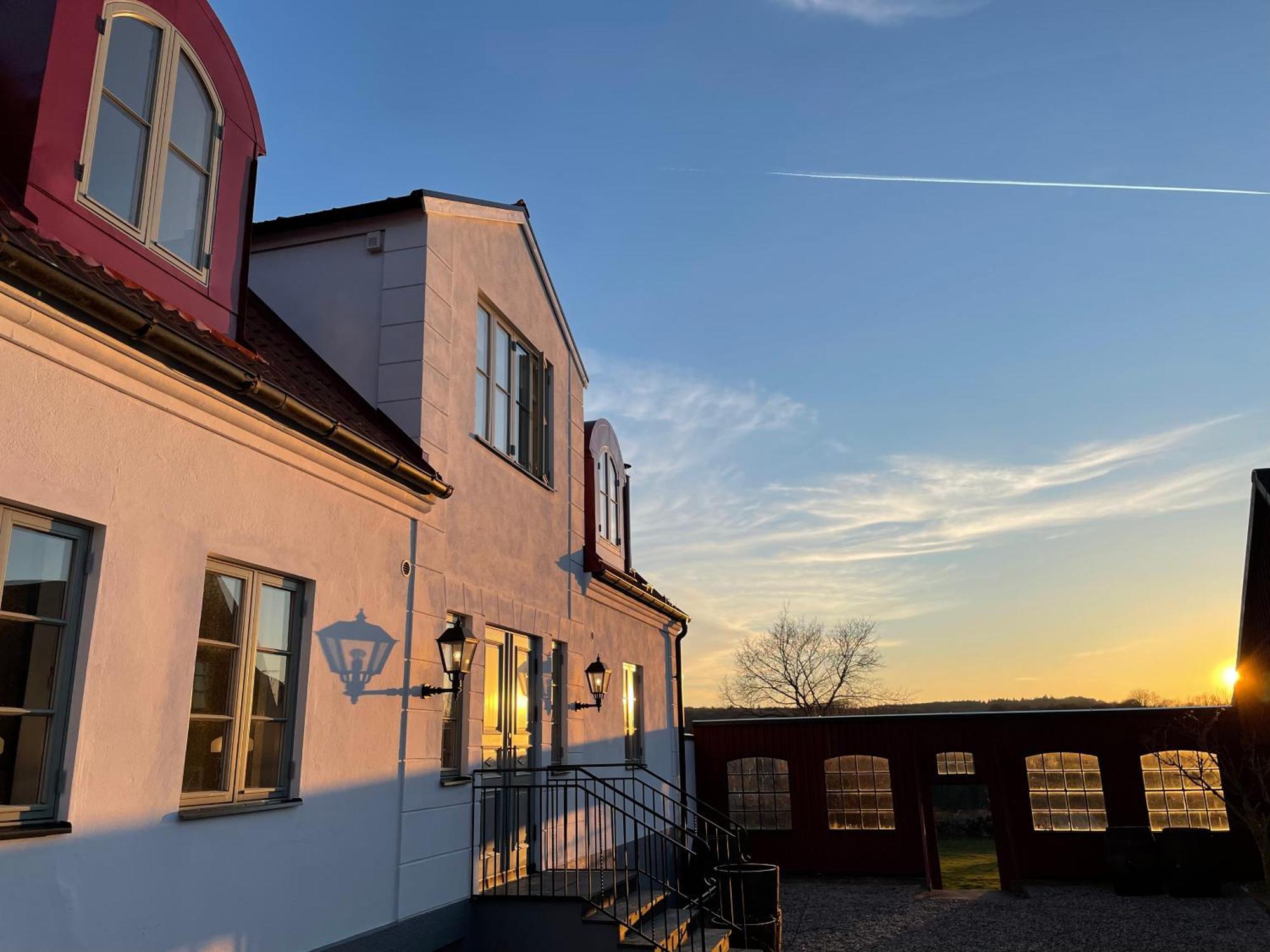 Ekenaes Gard Pa Oesterlen Kivik Buitenkant foto