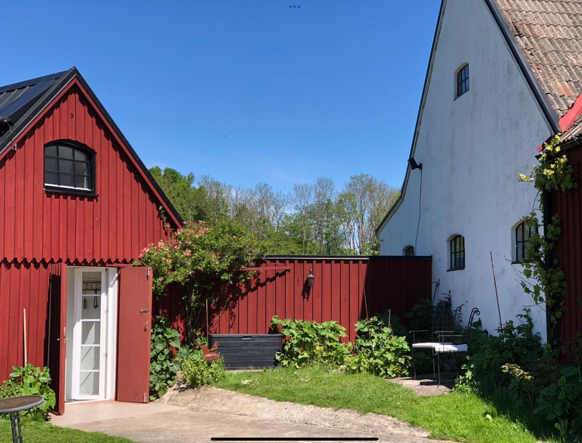 Ekenaes Gard Pa Oesterlen Kivik Buitenkant foto